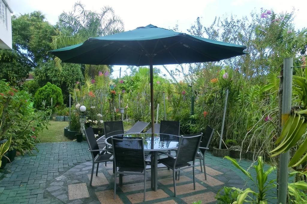 Orchid Sunset Guest House Baie Lazare  Exterior foto